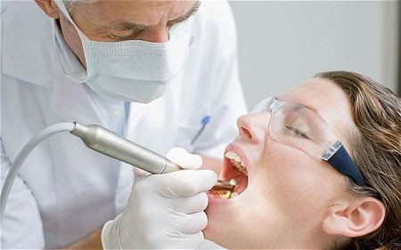 Nên nhổ hay bảo tồn răng sâu ?